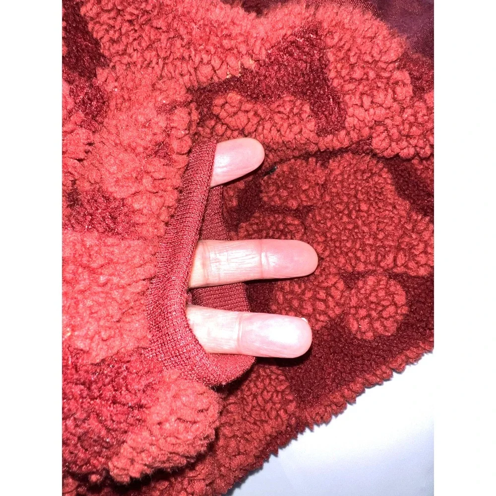 Koolaburra by UGG Dog Sweater Burgundy with Hoodie Large Soft Comfy Warm